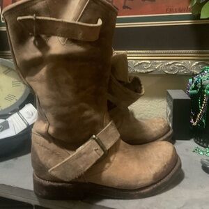 FREEBIRD BY STEVEN CROSBY TAN BIKER MOTO BOOTS.  SZ 7Retired